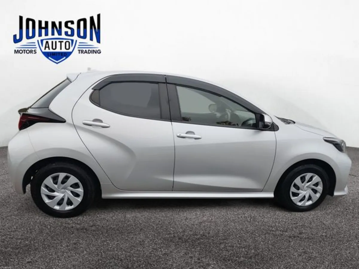 Toyota Yaris 1.5 Petrol Auto - Image 6