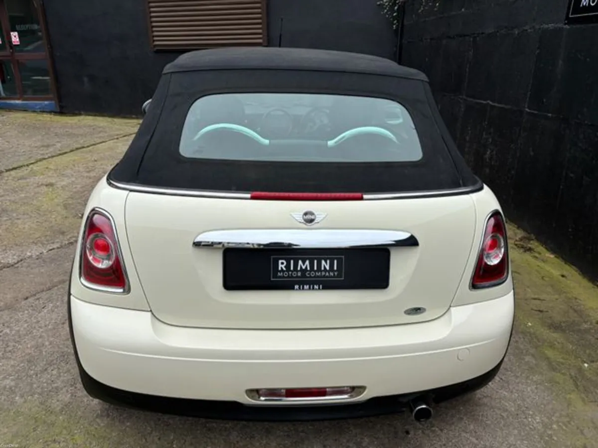 Mini Cooper One 1 6 2DR - Image 4