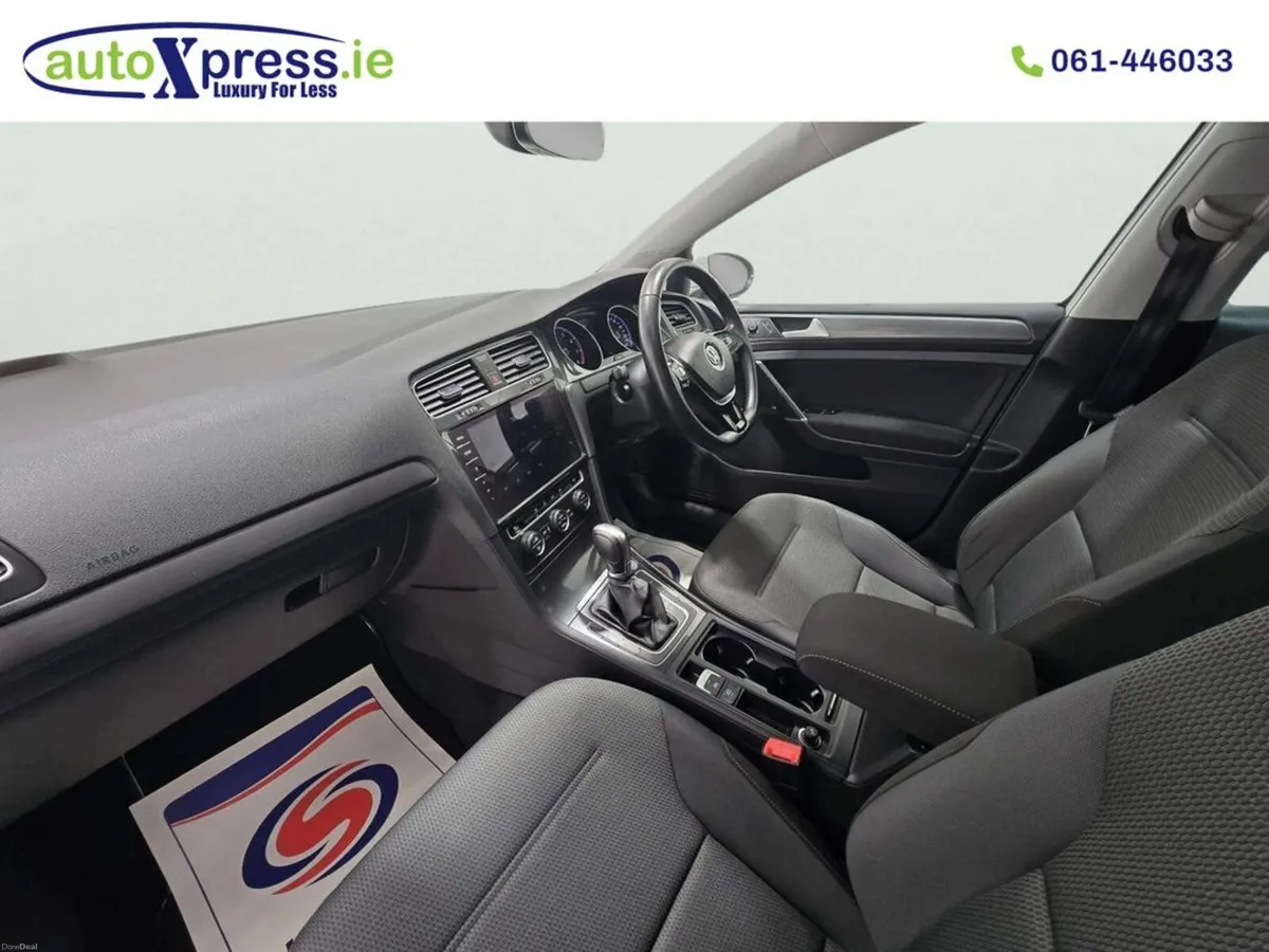 Volkswagen Golf 1.2 TSI Automatic, Reversing camer - Image 4