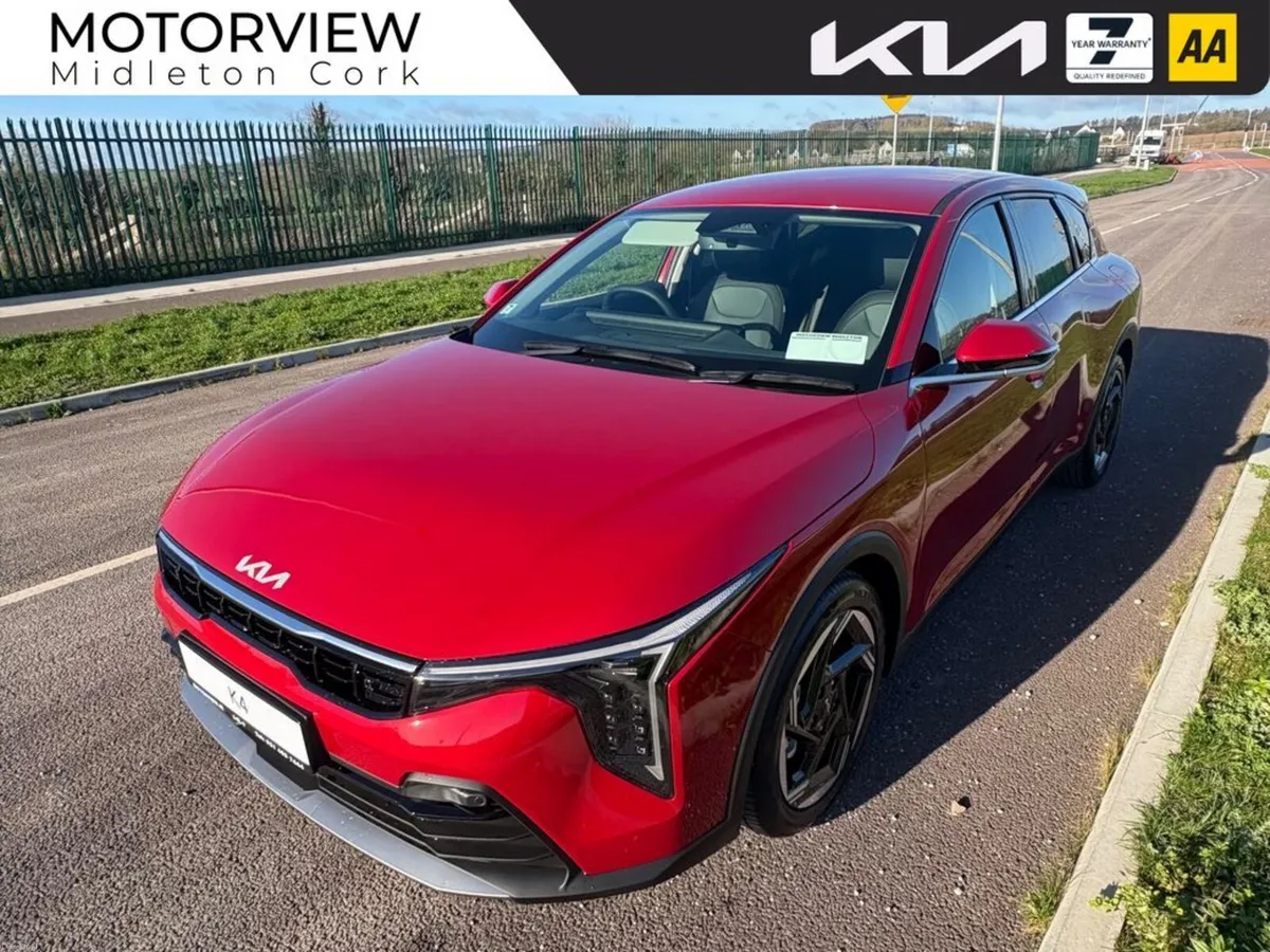 Kia K4 5 door K3 spec, **3.9% finance** **7 YEAR W - Image 4