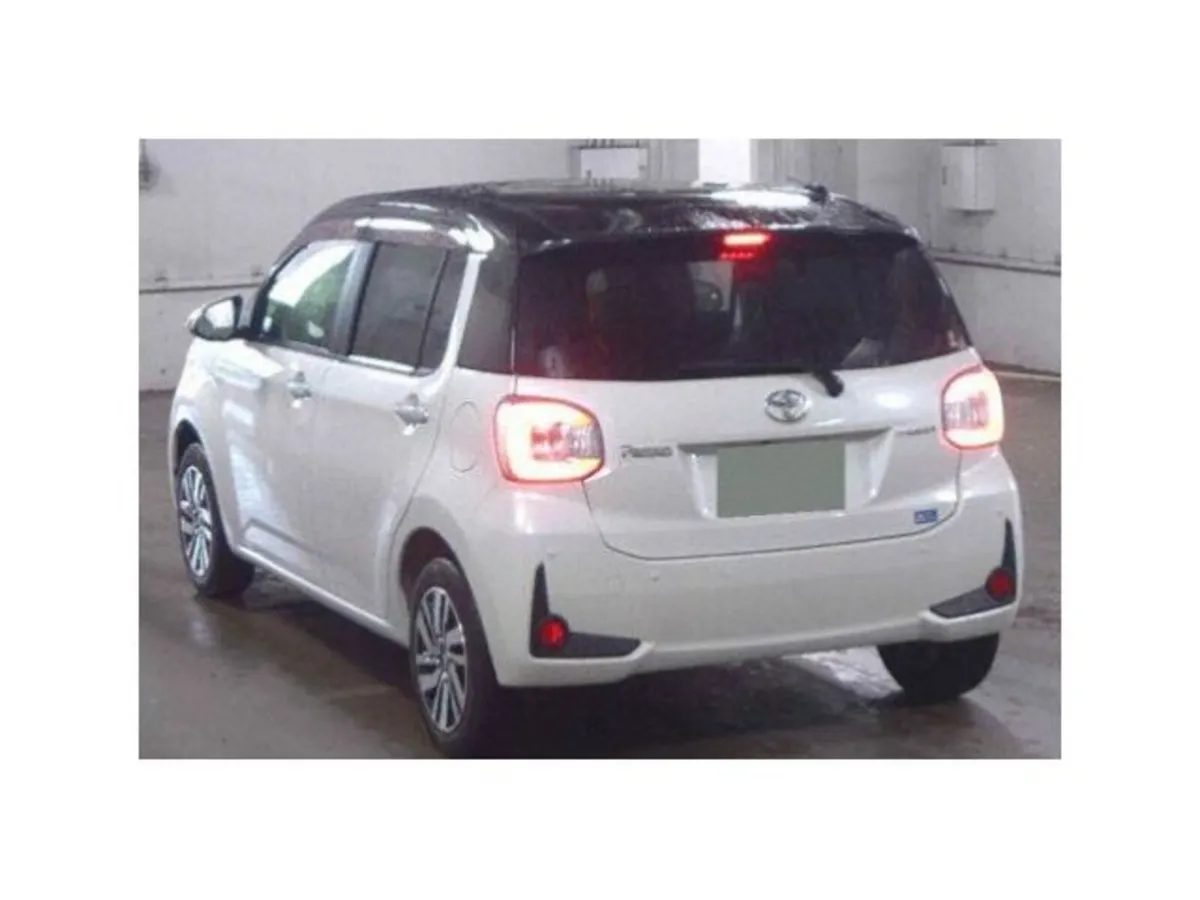 Toyota Passo 1.0 Petrol Auto - Image 3
