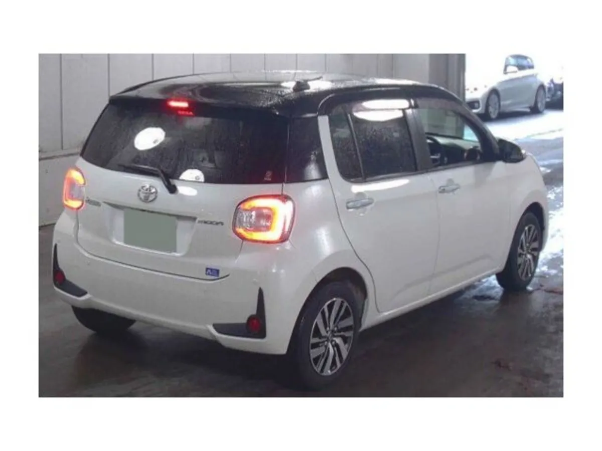 Toyota Passo 1.0 Petrol Auto - Image 4