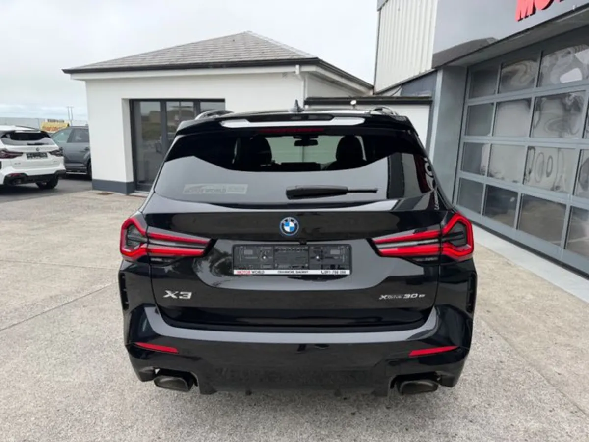 BMW X3 X DRIVE 30E M SPORT PRO COMFORT PLUS & TECH - Image 3