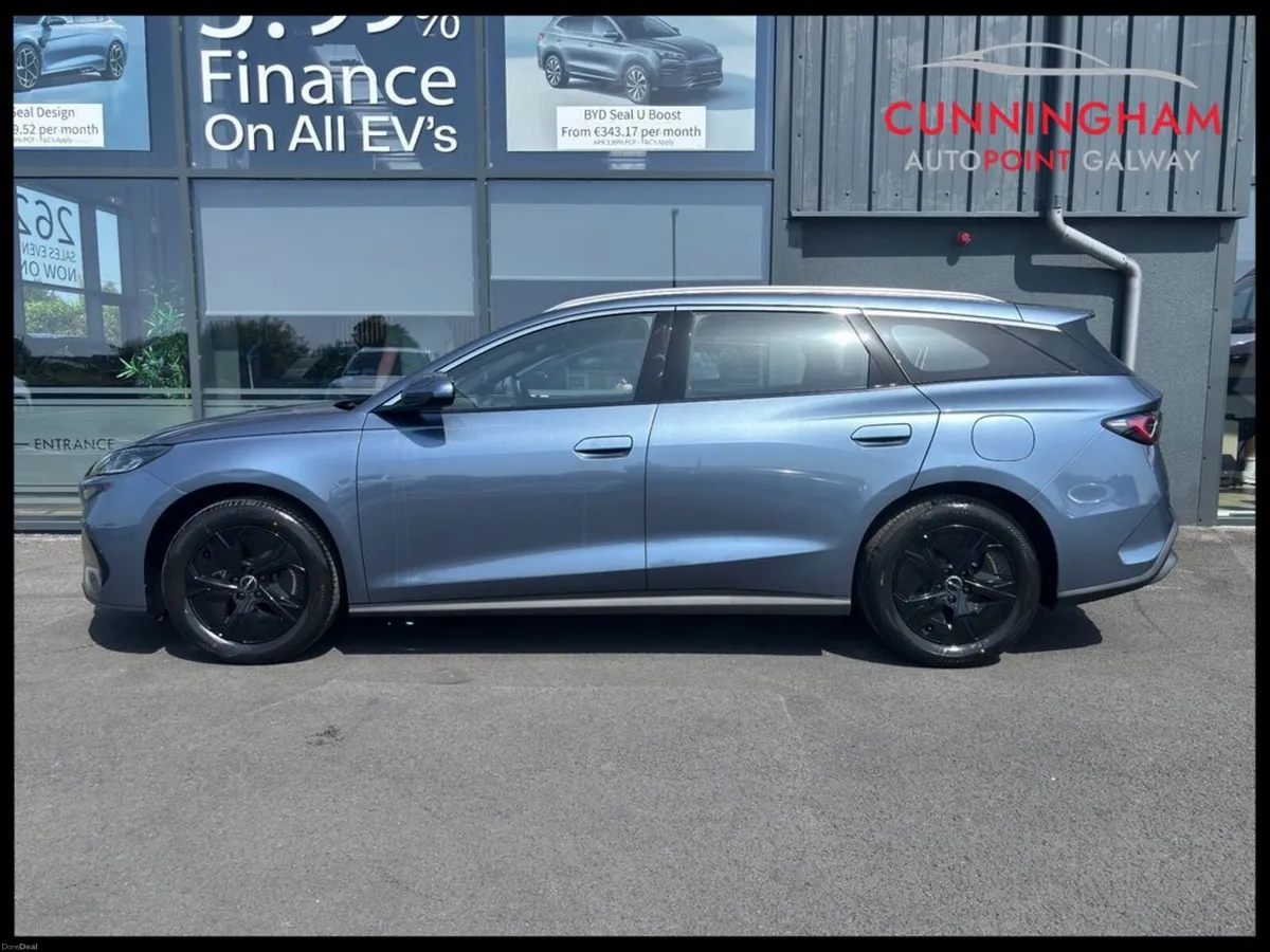 BYD Seal 6 Super Hybrid Boost Touring - Image 4