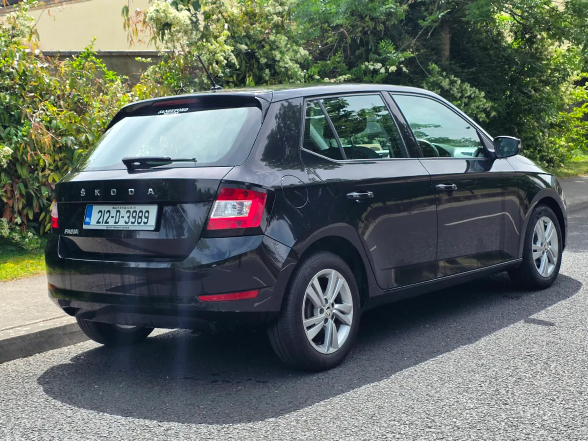 Skoda Fabia Ambition 1.0mpi 60HP 5DR - Image 6