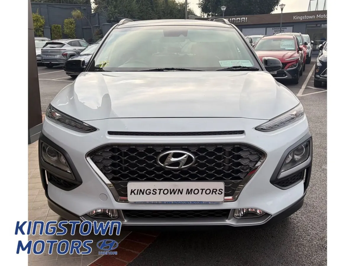 Hyundai KONA Kauai 2WD Premium TWO Tone 5DR - Image 2