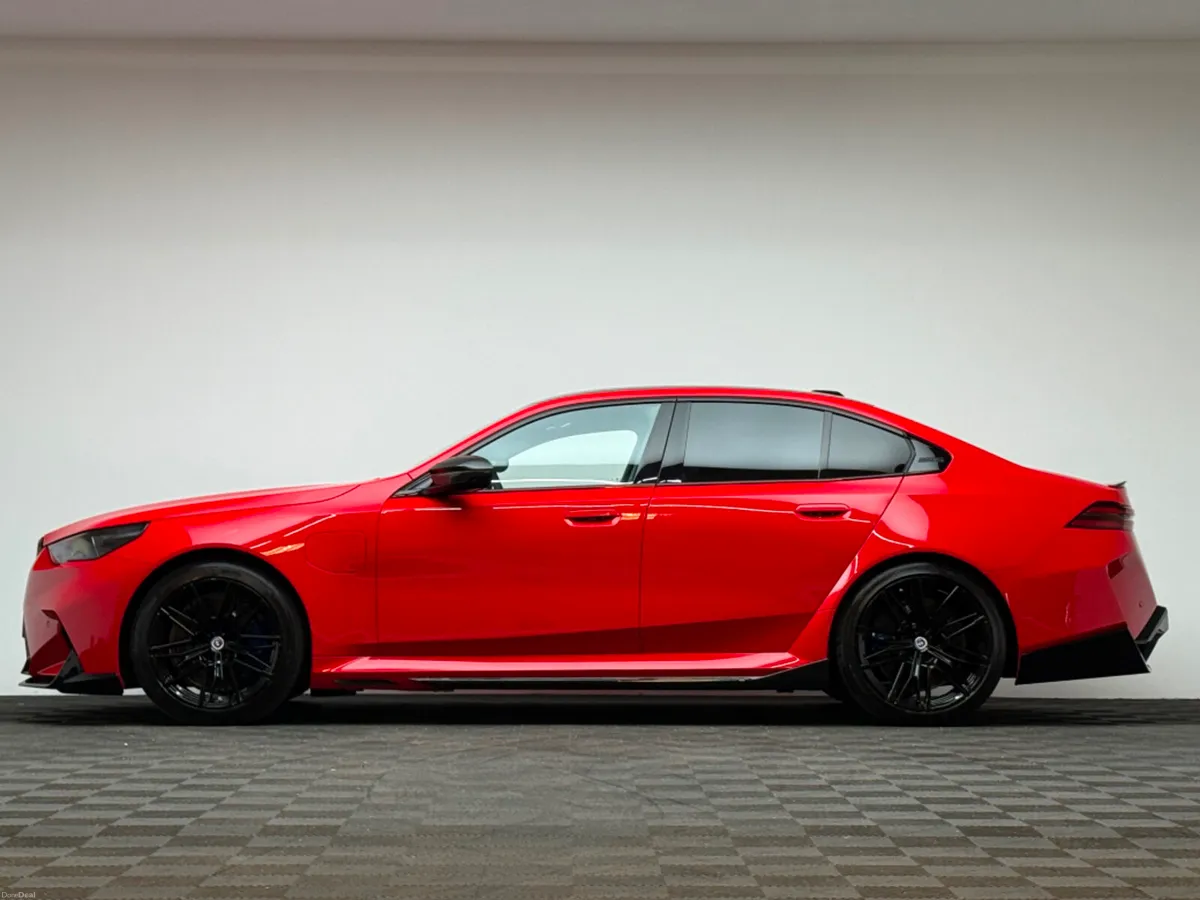 BMW M5 M5 ROSSO CORSA - Image 4