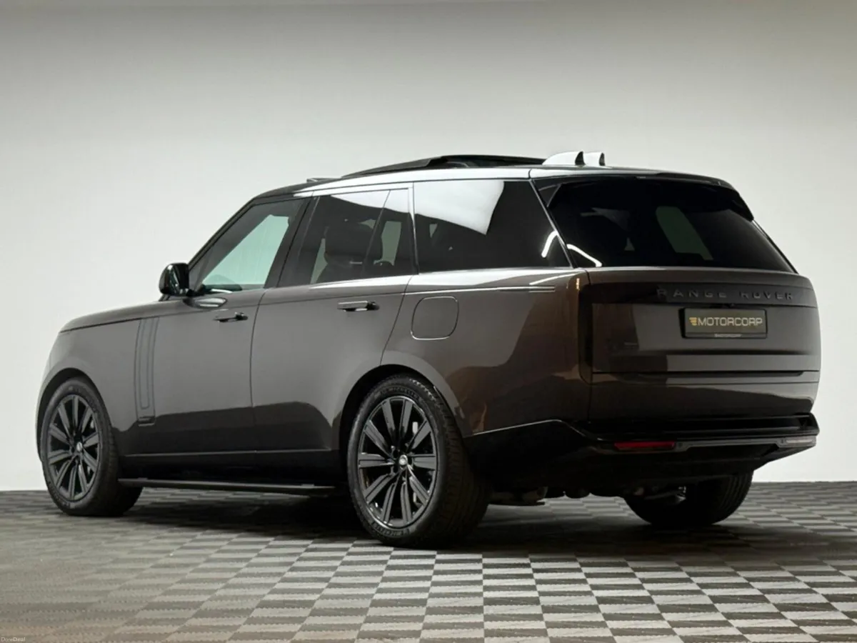 Land Rover Range Rover P550E AUTOBIOGRAPHY - Image 5