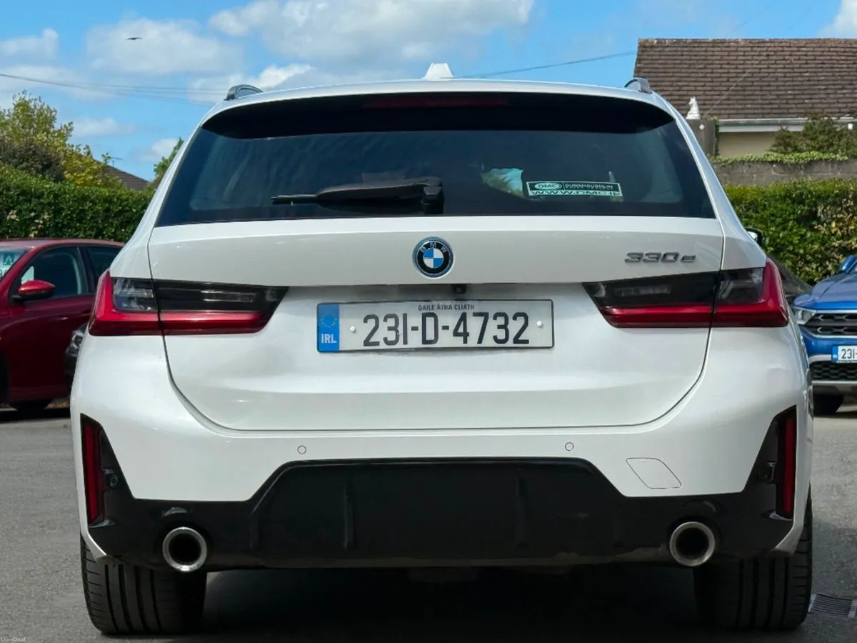 BMW 3-Series 330E M-SPORT TOURING AUTO *HIGH SPEC* - Image 5