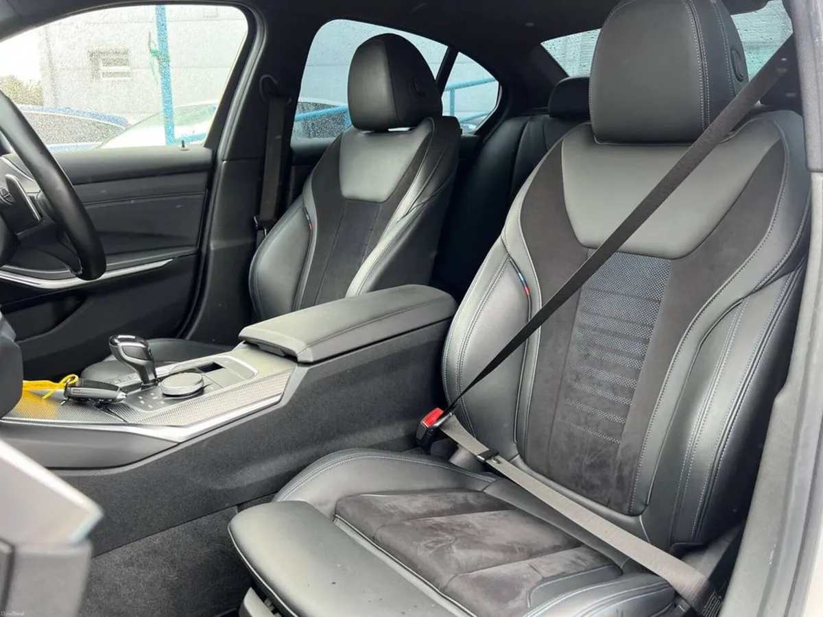 BMW 3-Series 330e M-SPORT COMPETITION 2.0 HYBRID / - Image 6