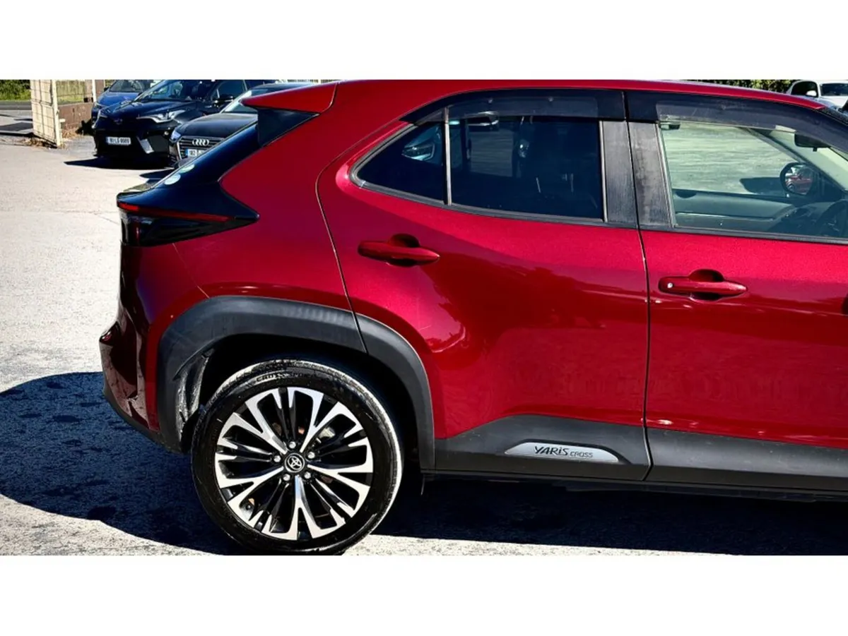 Toyota Yaris Cross Z HYBRID - Image 4
