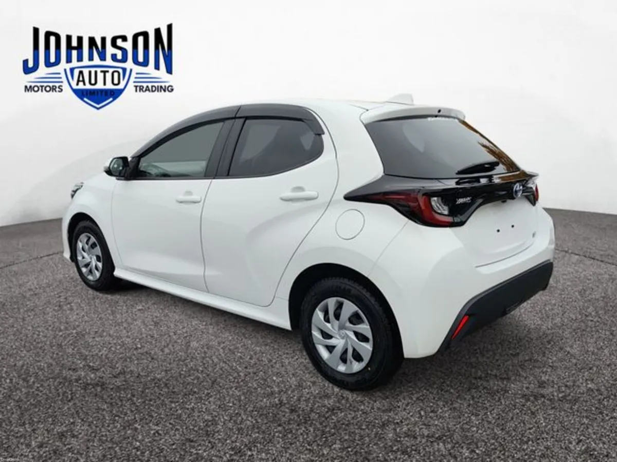 Toyota Yaris 1.5 Petrol Hybrid Self Charging Auto - Image 3