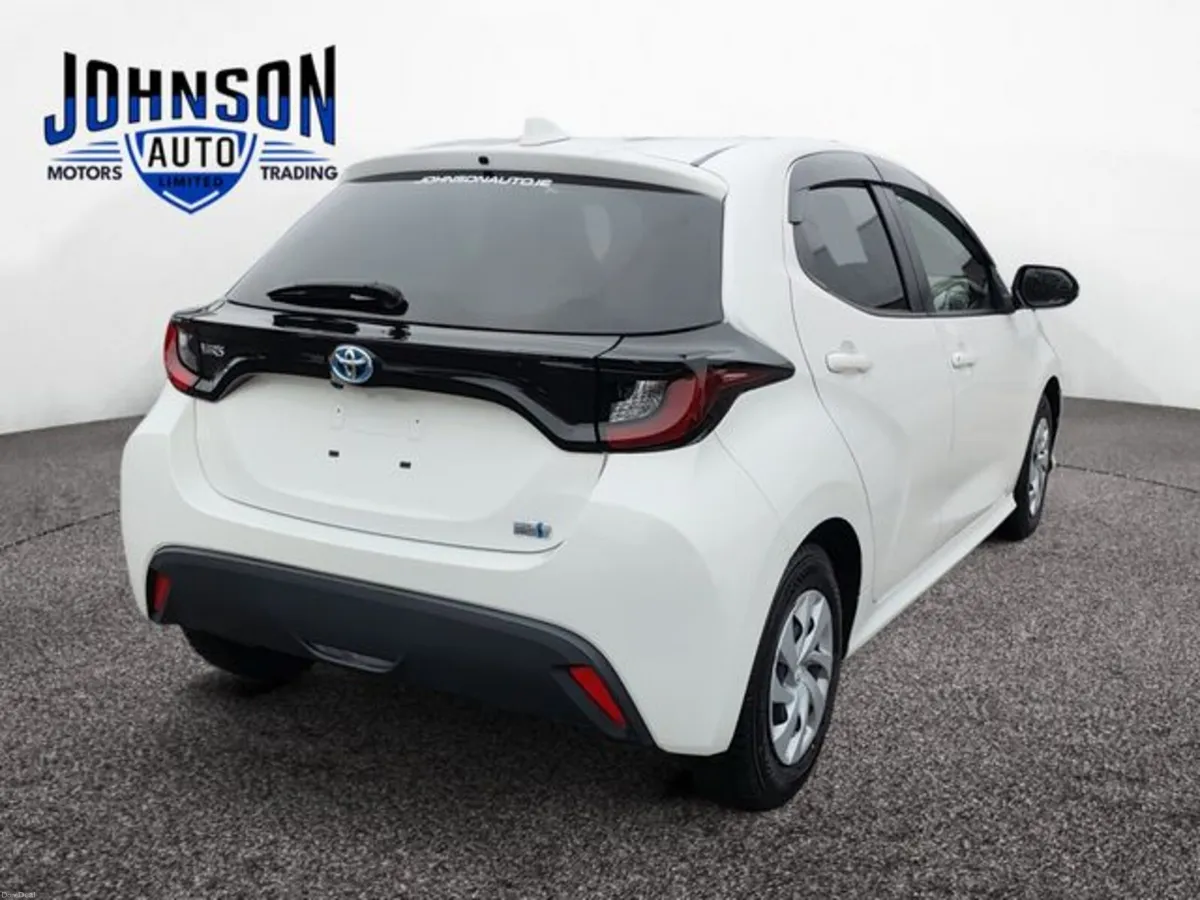 Toyota Yaris 1.5 Petrol Hybrid Self Charging Auto - Image 5