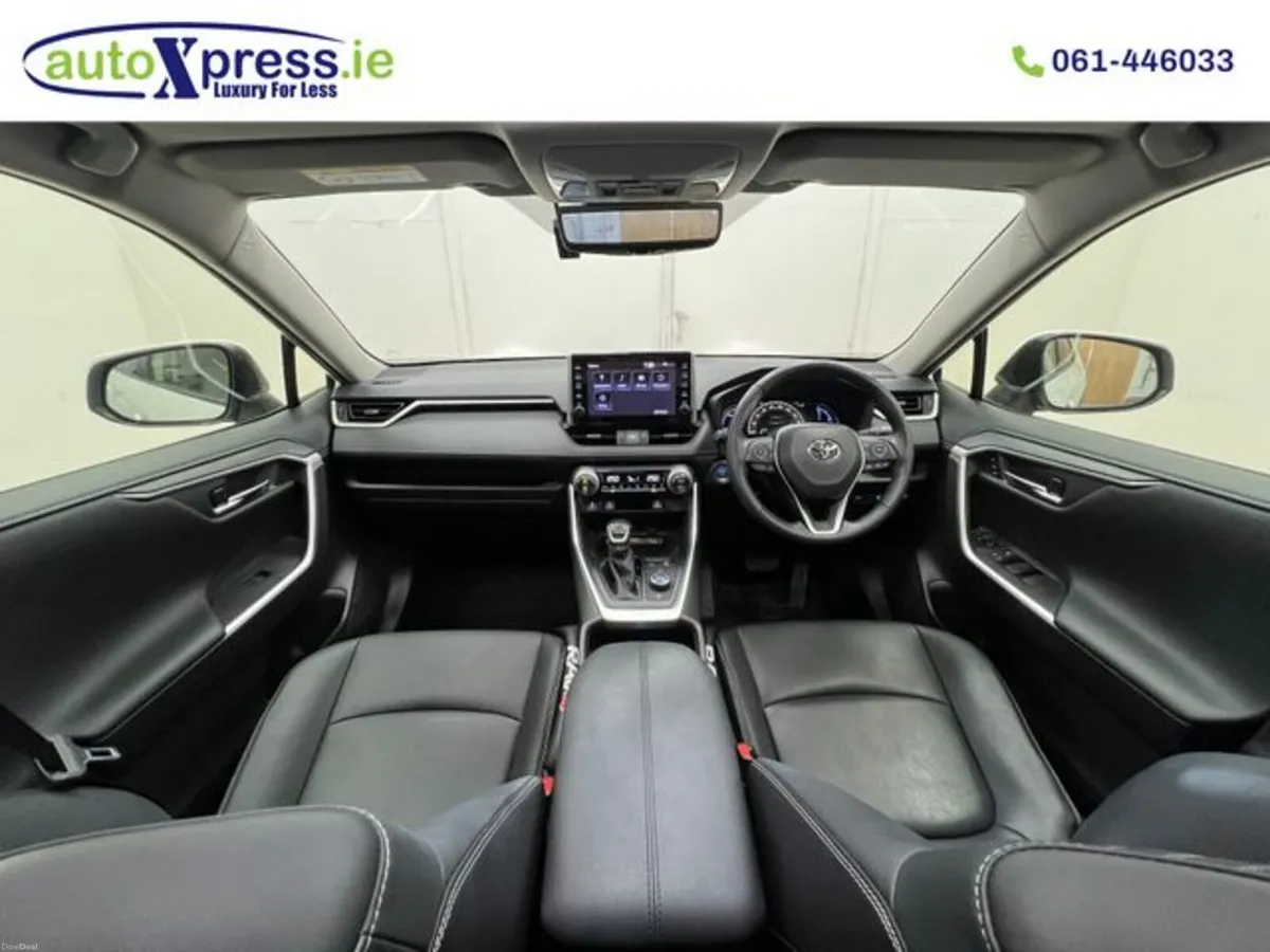 Toyota RAV4 4WD HYBRID G, Automatic - Image 2
