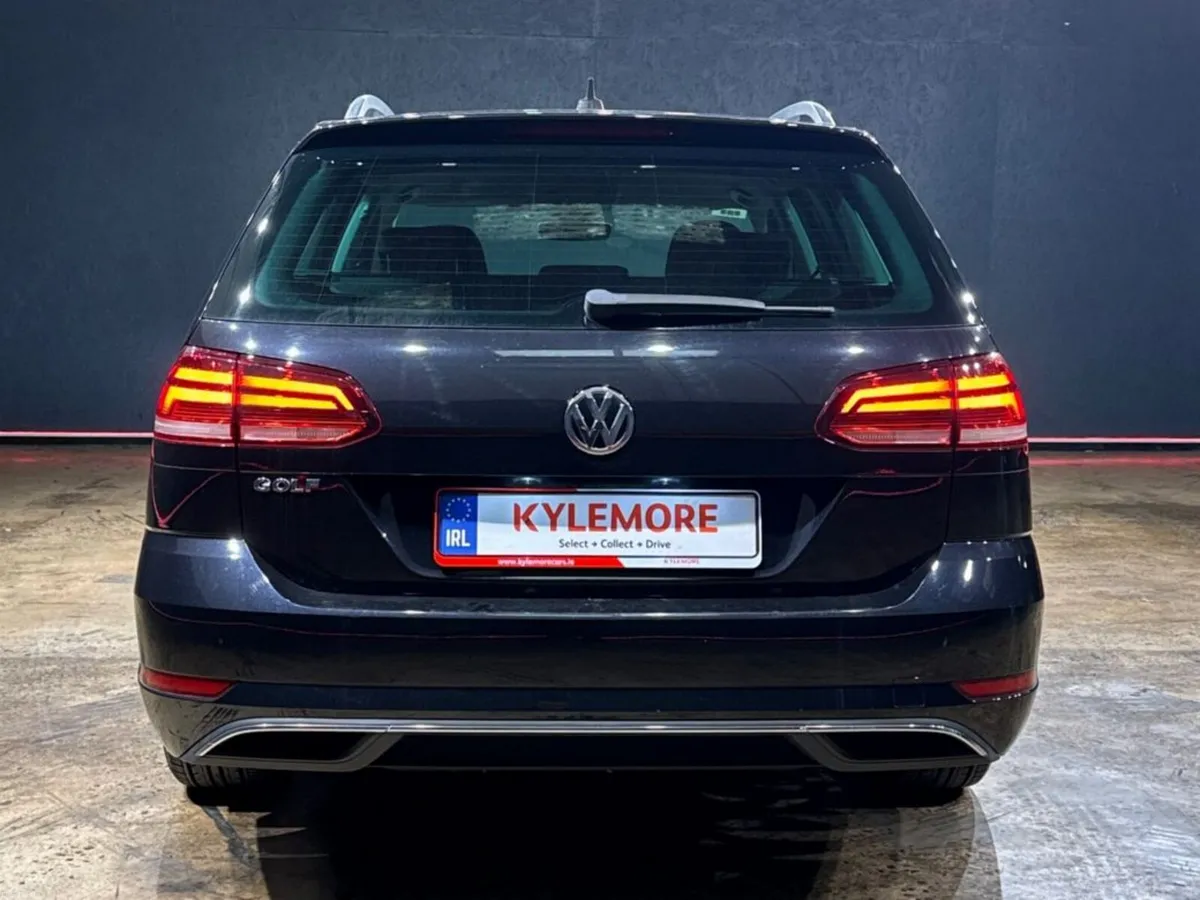 Volkswagen Golf ESTATE - TSI COMFORT LINE - 1.2 AU - Image 4