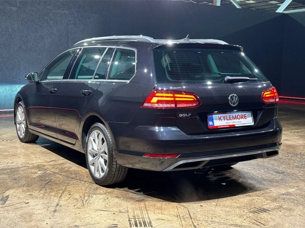 Volkswagen Golf ESTATE - TSI COMFORT LINE - 1.2 AU - Image 5