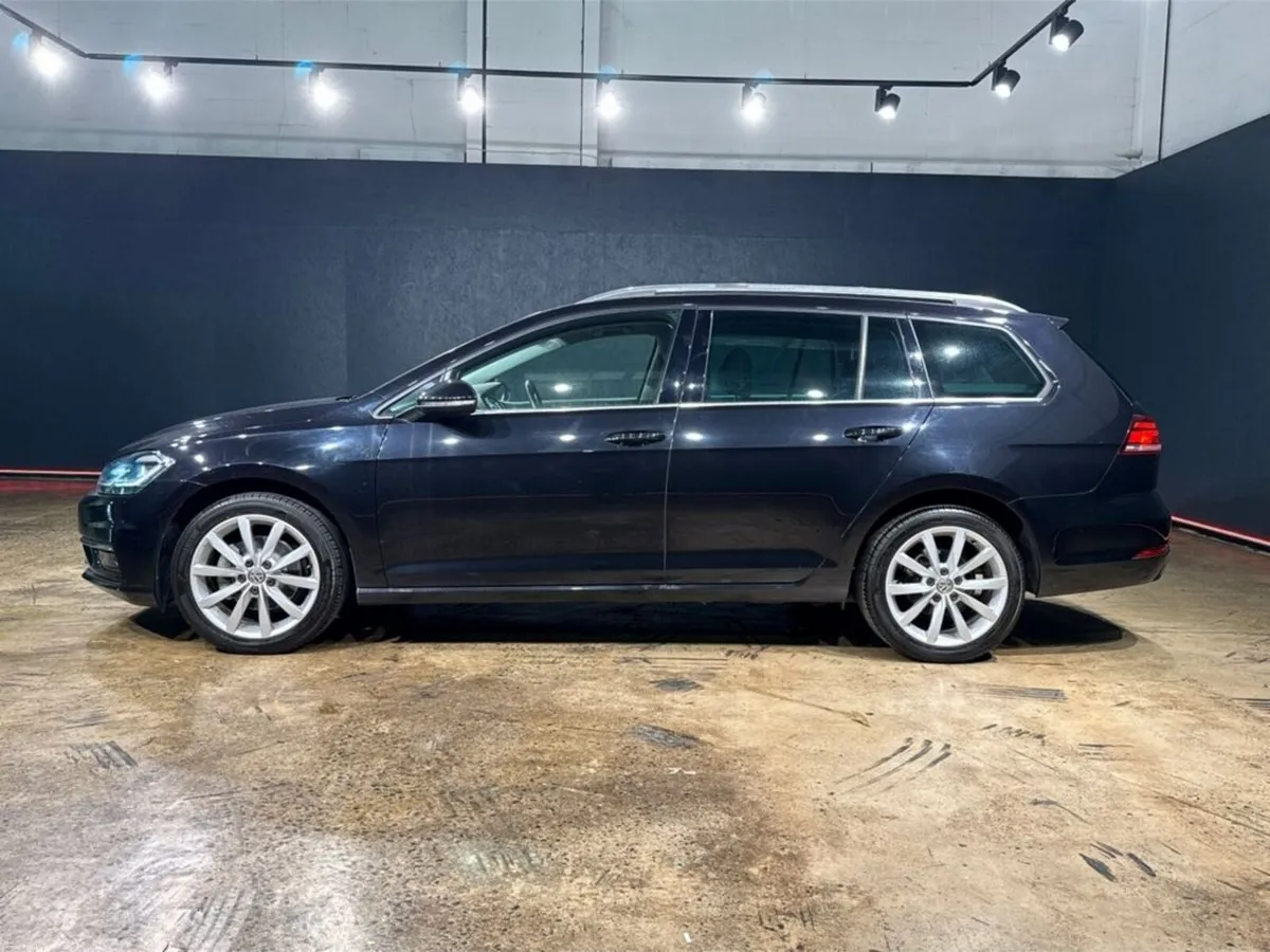 Volkswagen Golf ESTATE - TSI COMFORT LINE - 1.2 AU - Image 6