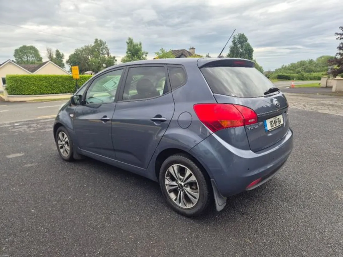 Kia Venga 1.4 Elite Diesel - Image 5