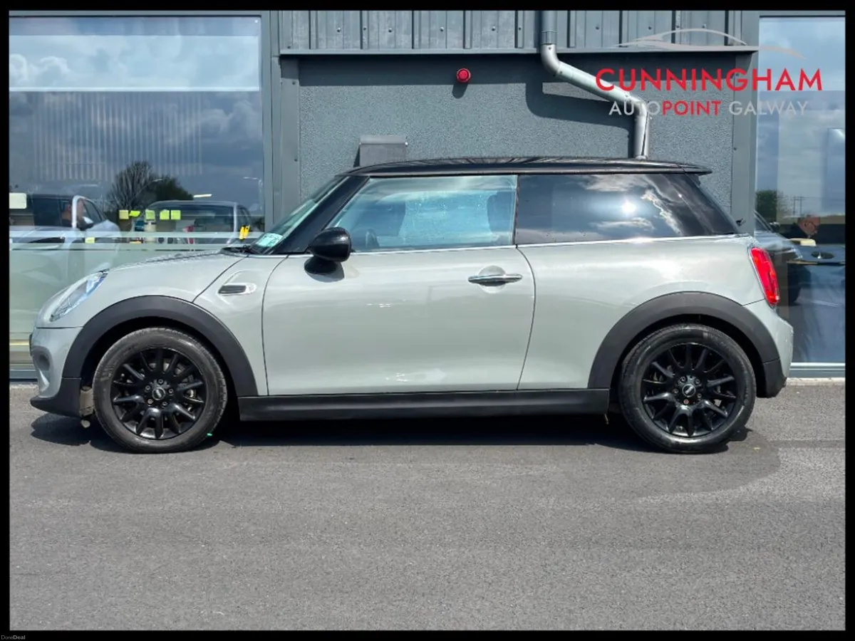 Mini Cooper 1.5D Manual - Image 4