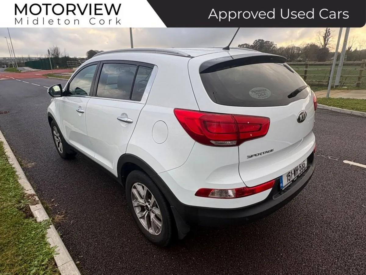 Kia Sportage Platinum spec 1.7D 4DR, Rear Parking - Image 5