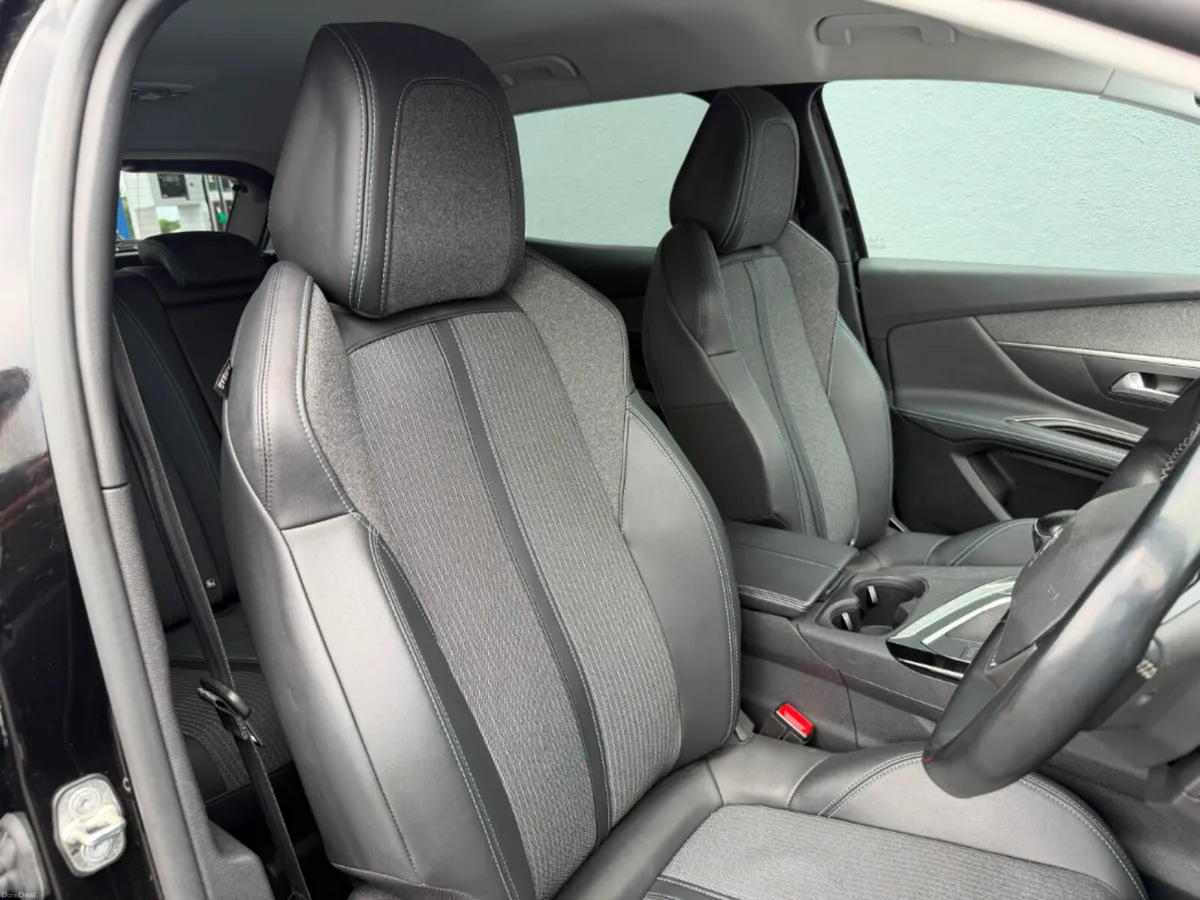 Peugeot 3008 FL Allure 1.5 Blue HDI 130 * REVERSIN - Image 5