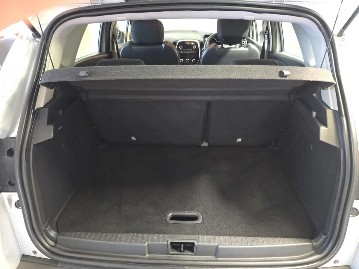 Renault Captur 1.0 5DR H/B - Image 6
