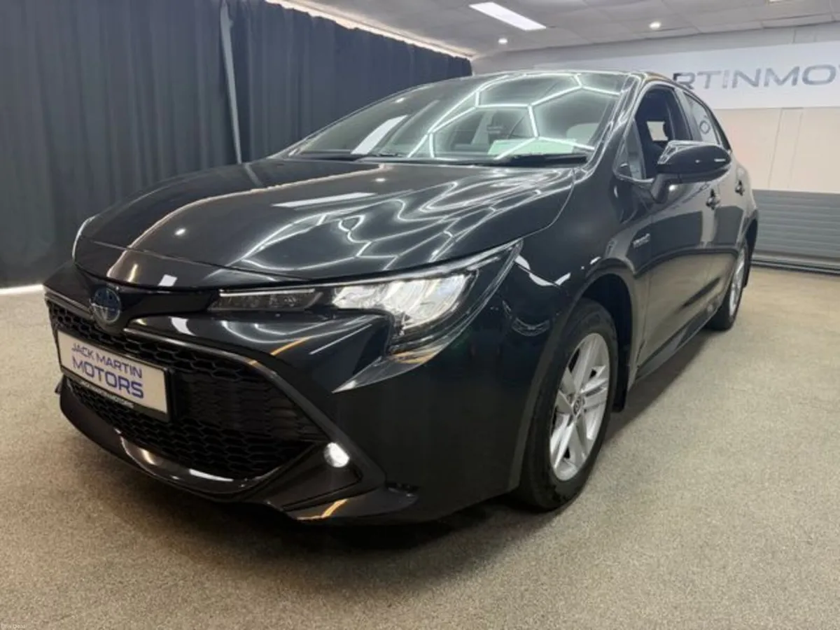 Toyota Corolla Hybrid Luna H/B 4DR Auto - Image 3