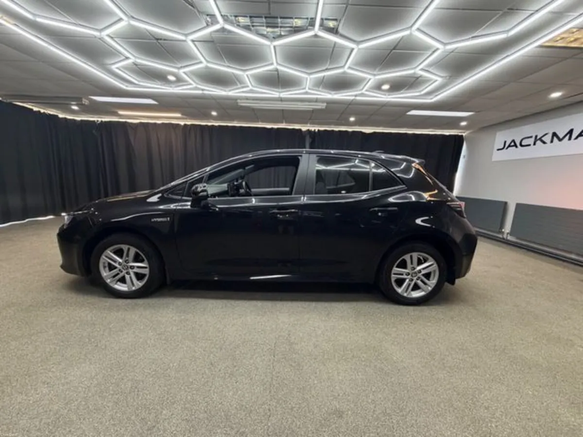 Toyota Corolla Hybrid Luna H/B 4DR Auto - Image 6