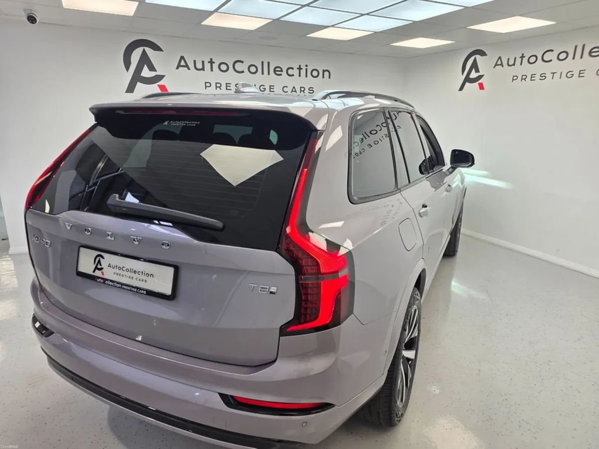 Volvo XC90 **BRAND NEW**T8 PLUS DARK** - Image 5