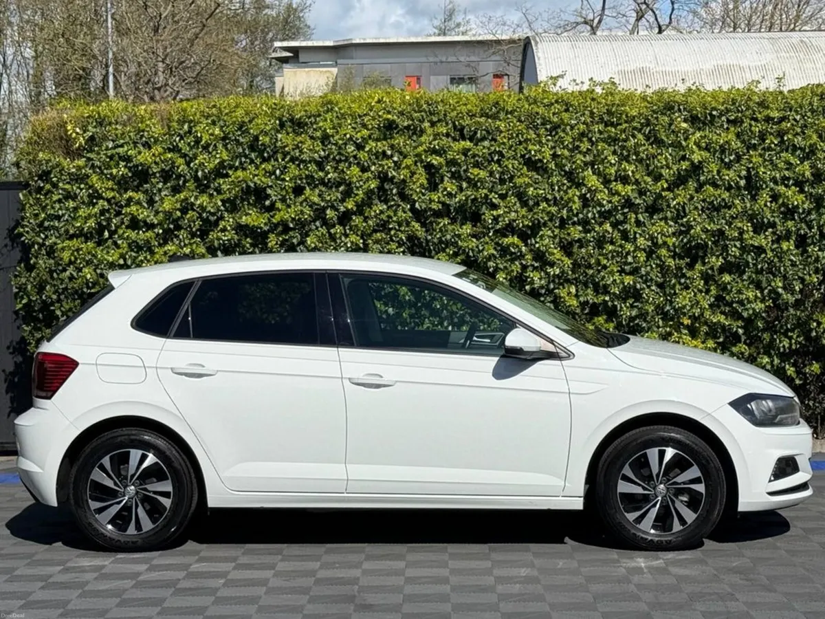 Volkswagen Polo COMFORTLINE 1.0 TSI // APPLE CARPL - Image 2