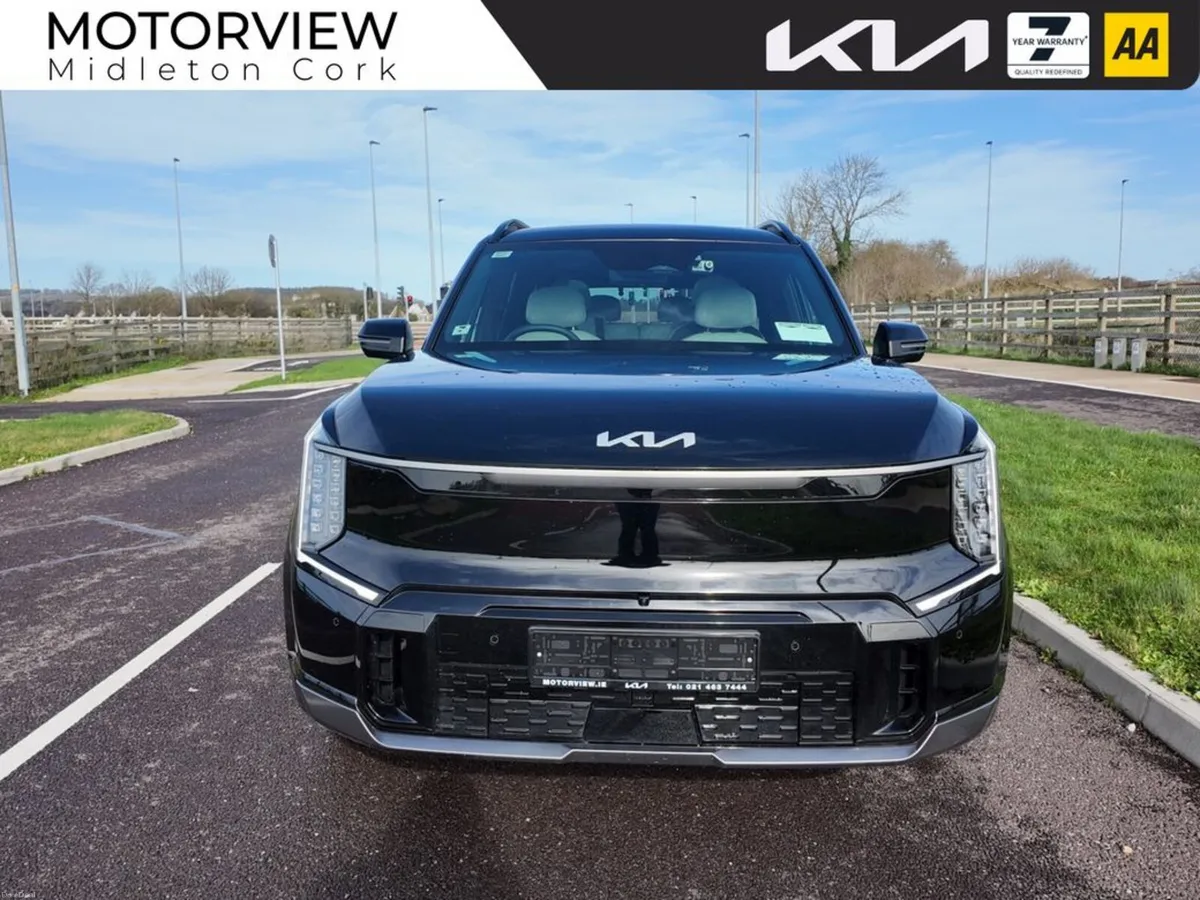 Kia EV9 GT LINE 6 SEATER AWD, **7 year warranty** - Image 4