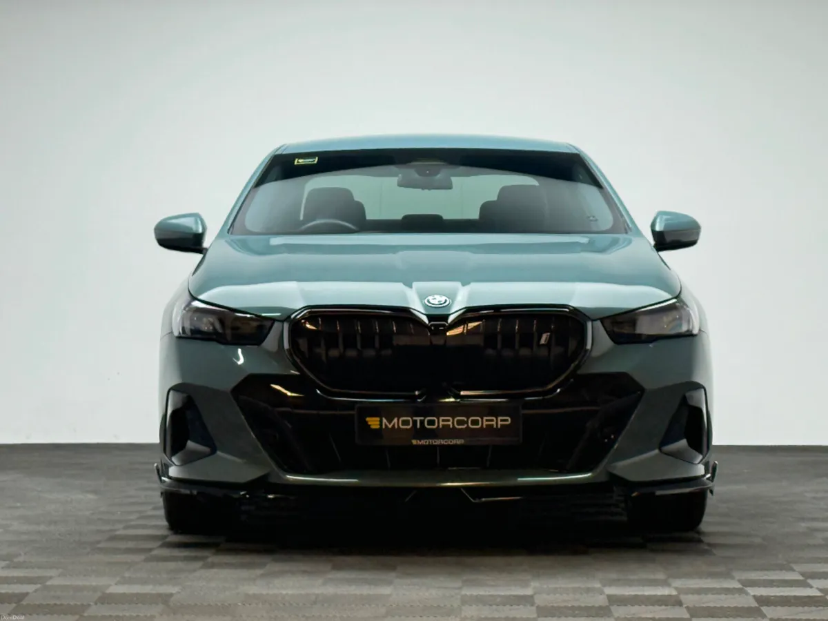 BMW i5 40 M SPORT PRO EDRIVE - Image 2