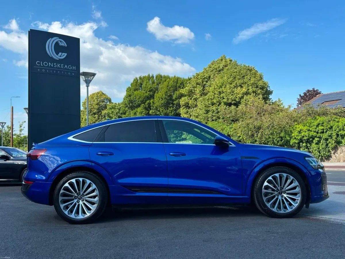 Audi Q8 e-tron SPORTBACK QUATTRO S LINE - Image 2