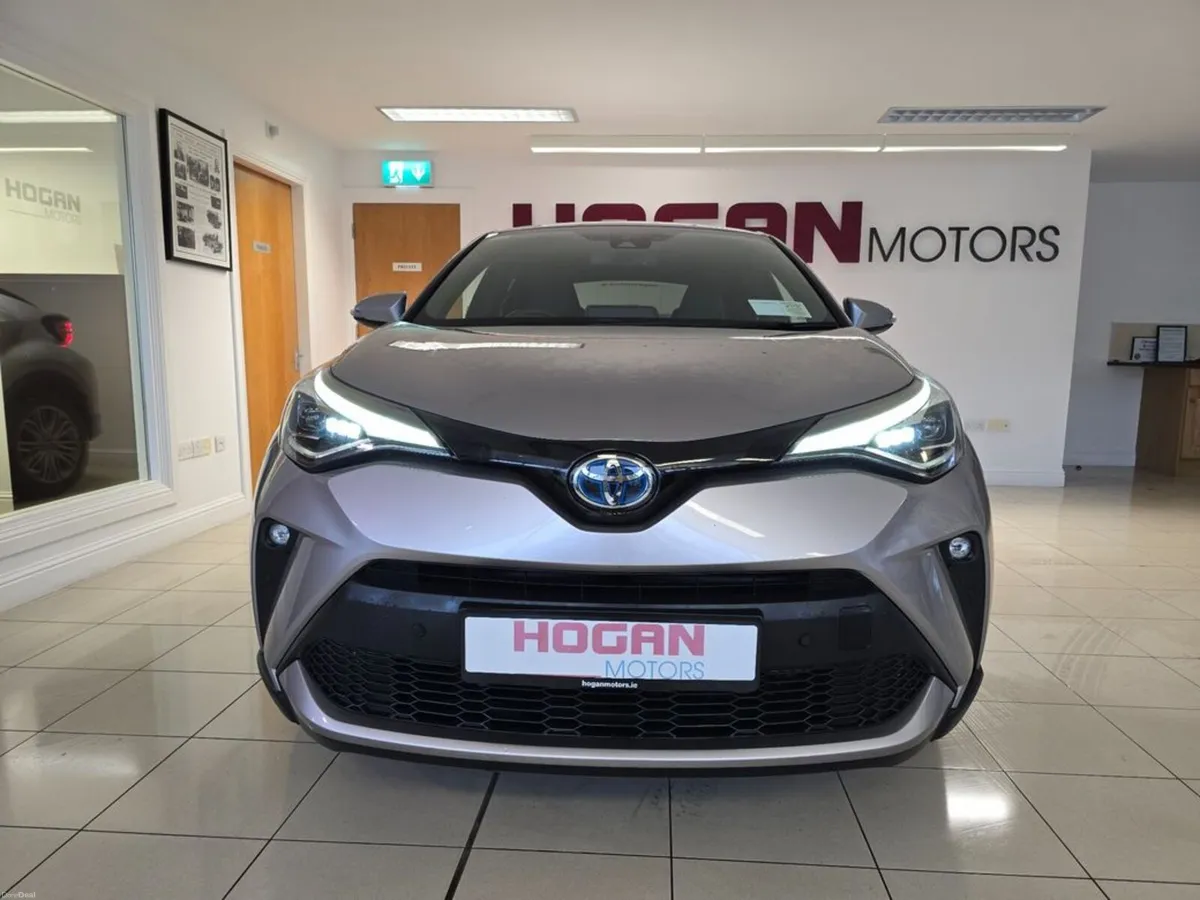Toyota C-HR Hybrid SOL Automatic * Best Spec * - Image 2