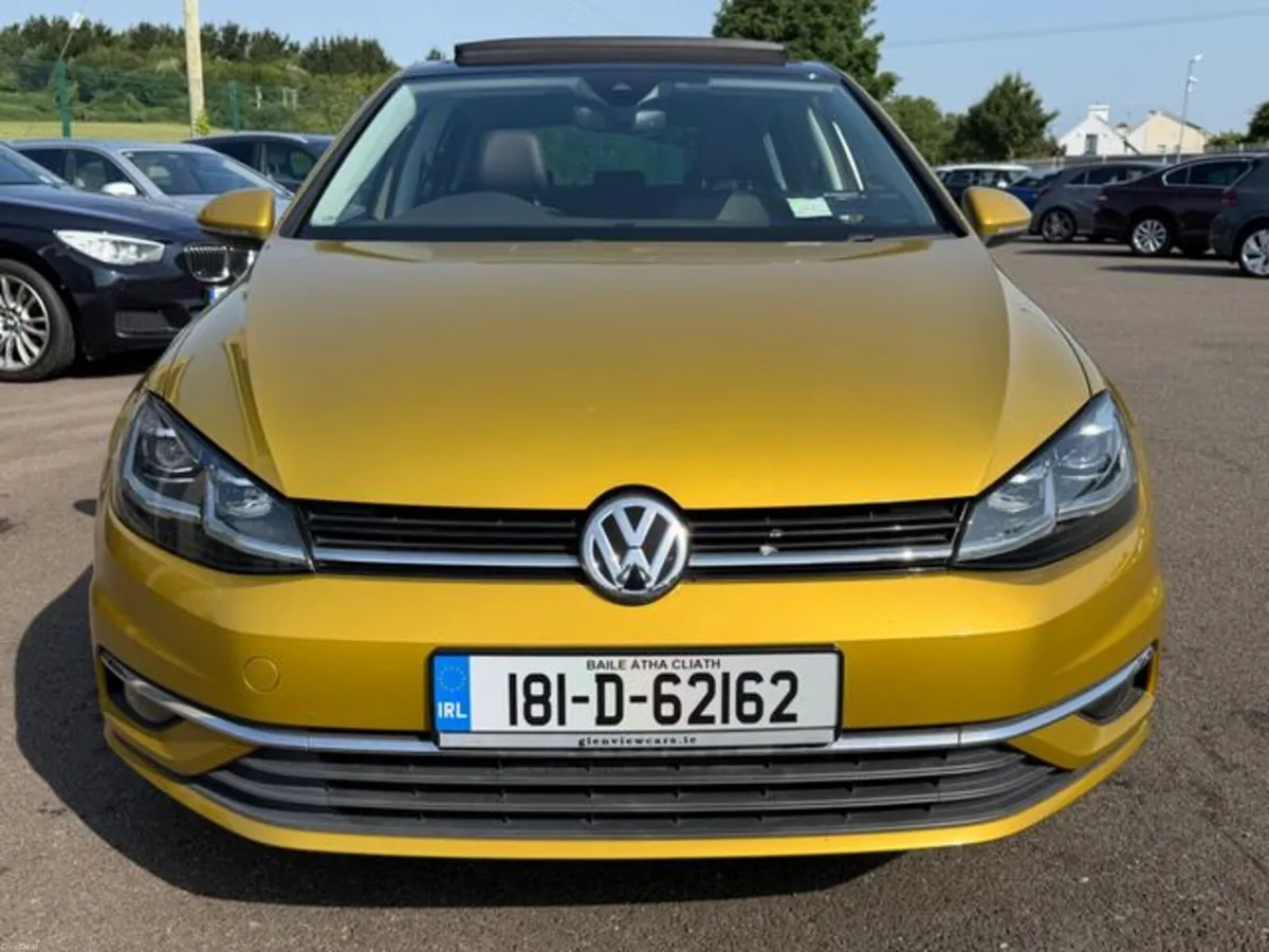 Volkswagen Golf TECH / COMFORT PACK / SUNROOF - Image 2