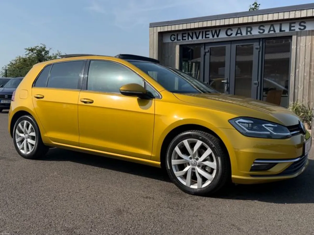 Volkswagen Golf TECH / COMFORT PACK / SUNROOF - Image 3