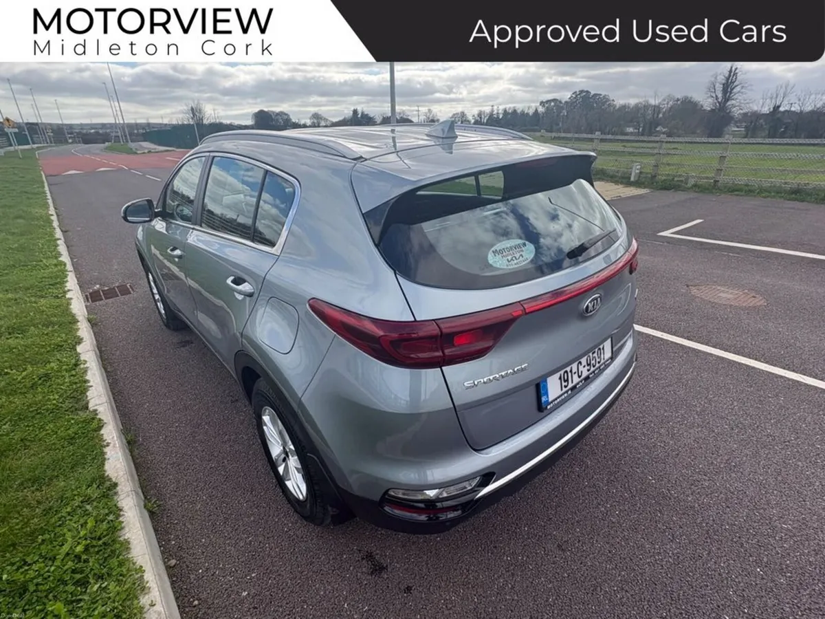 Kia Sportage Premium spec 1.6D Centre Armrest, **o - Image 5