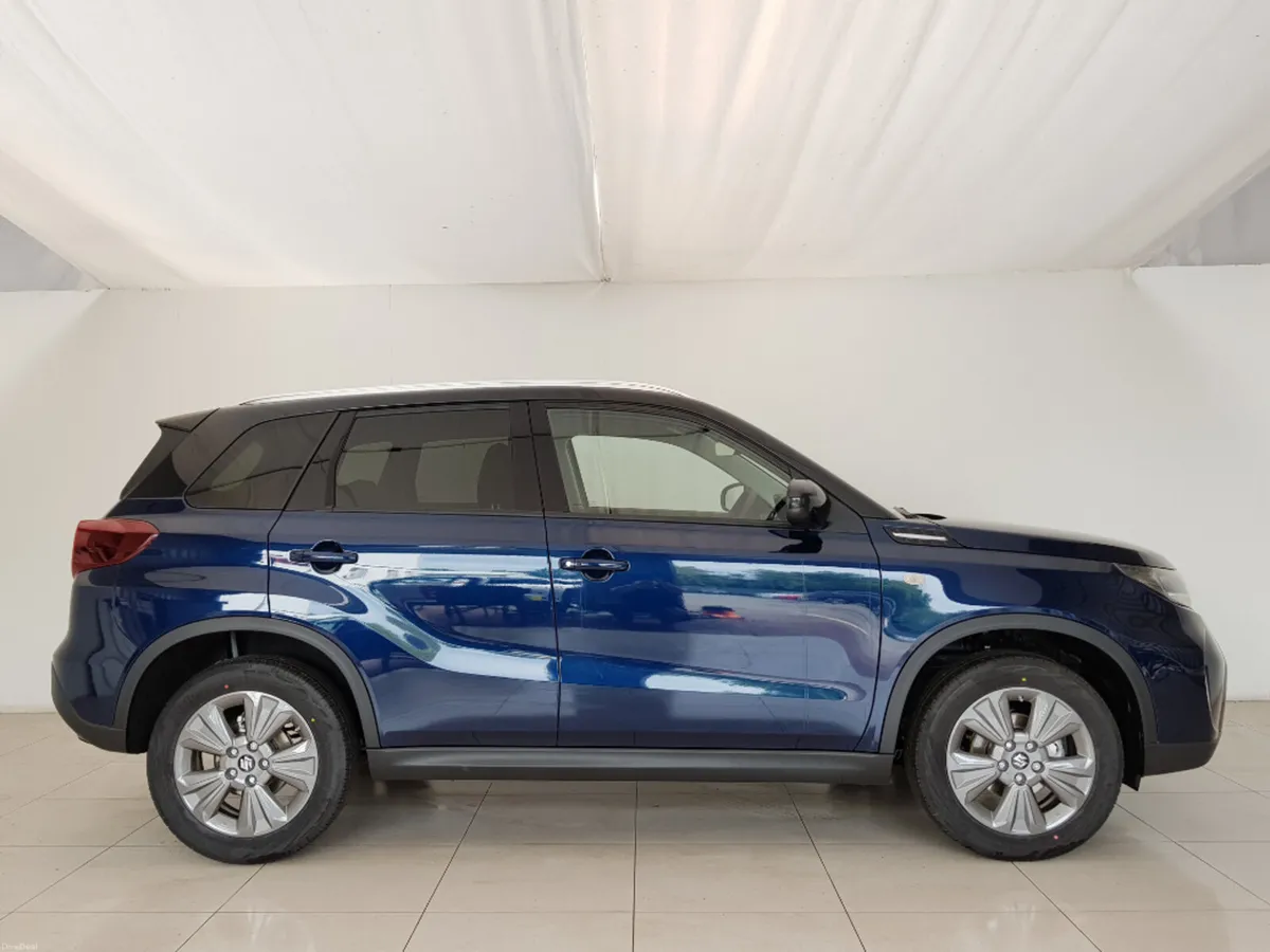 Suzuki Vitara 1 4 B JET Hybrid Motion - Image 2