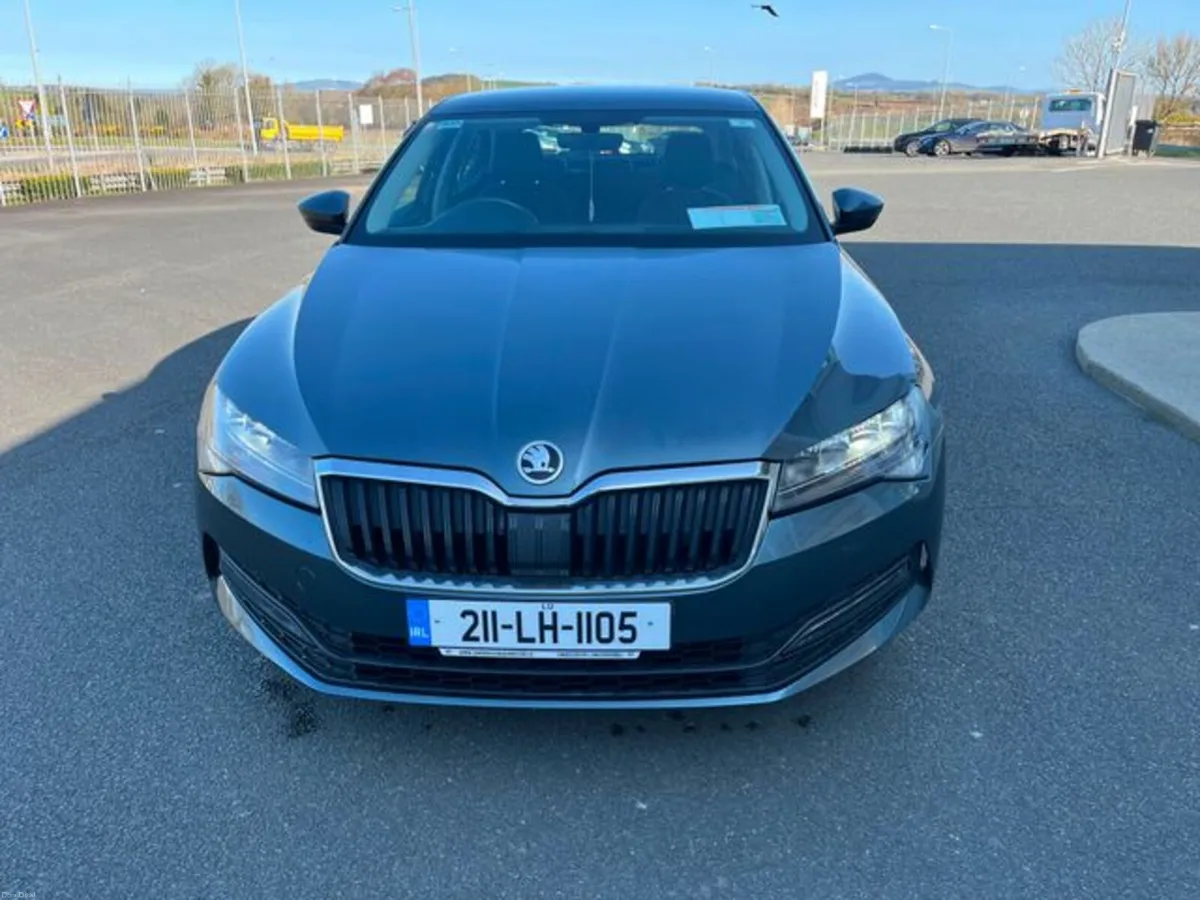 Skoda Superb 1.6tdi 120HP DSG 4D - Image 5