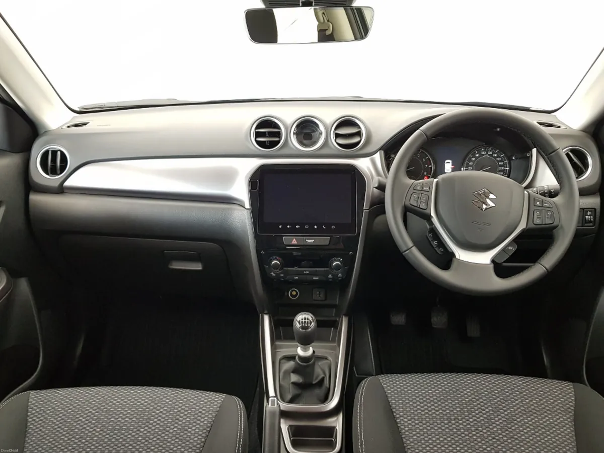 Suzuki Vitara 1 4 B JET Hybrid Motion - Image 6