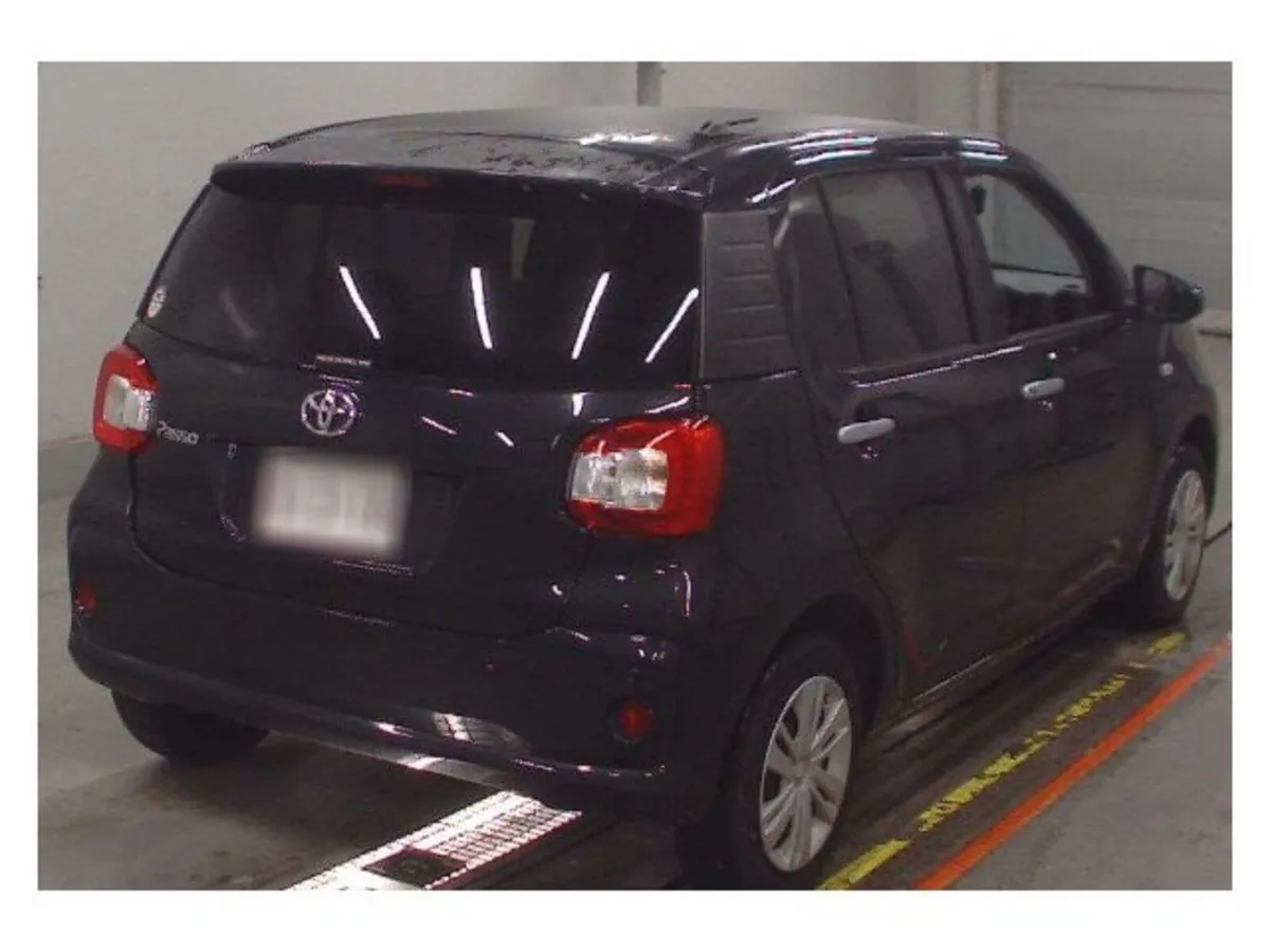 Toyota Passo 1.0 Petro Auto - Image 4