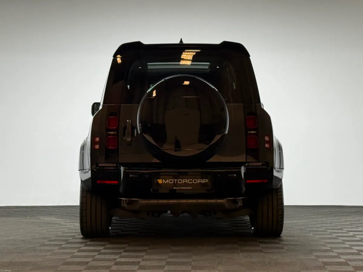 Land Rover Defender HSE *URBAN STYLE EXTRAS* - Image 6