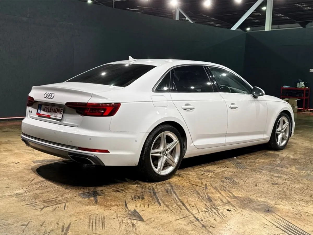 Audi A4 AUTOMATIC 1.4L TFSI - HEATED SEATS - REVER - Image 4