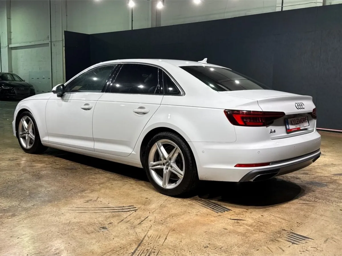 Audi A4 AUTOMATIC 1.4L TFSI - HEATED SEATS - REVER - Image 5