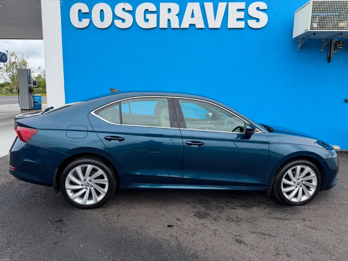 Skoda Octavia AUTOMATIC 1.0 Tsi STYLE MODEL. 110HP - Image 2