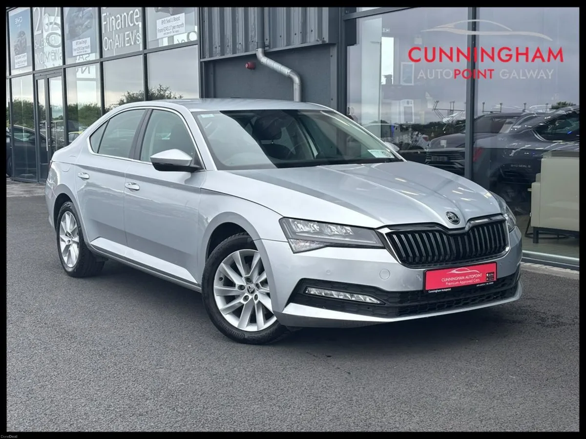 Skoda Superb 2.0TDi Ambiente - Image 1