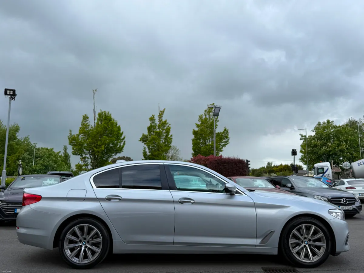 BMW 5-Series 520D SE AUTO *IRISH CAR* - Image 4