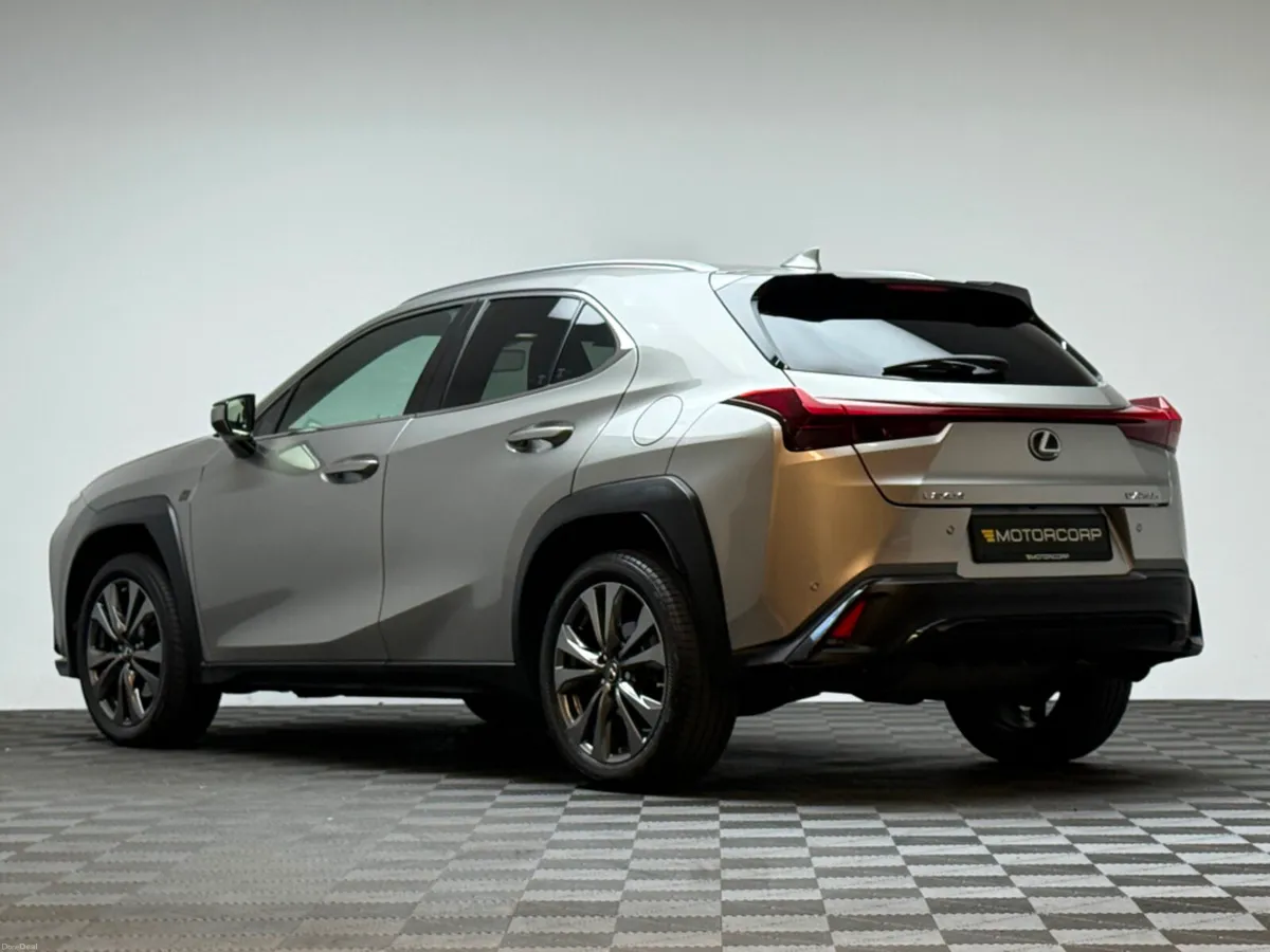 Lexus UX 250H F SPORT DESIGN - Image 5