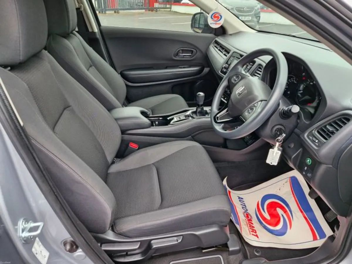Honda HR-V 1.5 I-vtec SE 5DR - Image 6