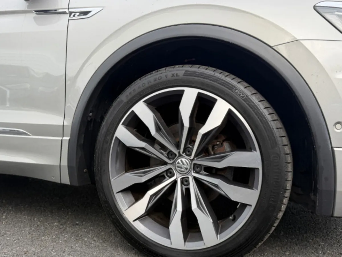 Volkswagen Tiguan TDI R-LINE - Image 5